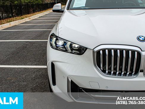 Used 2026 BMW X5 xDrive50e w/ Executive Package image 12