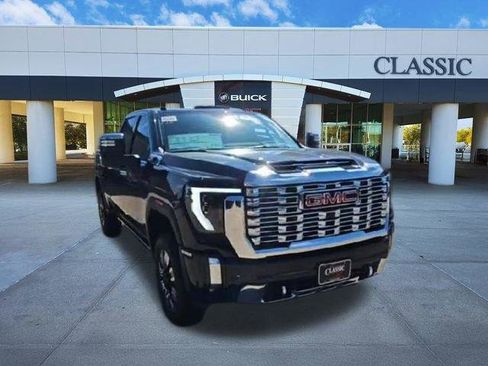 New 2026 GMC Sierra 2500 Denali w/ Denali Reserve Package image 2