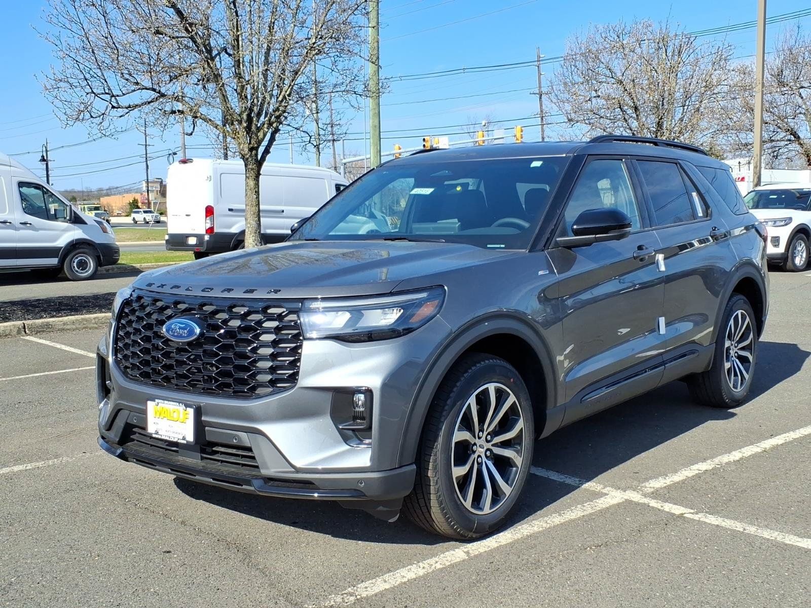 New 2026 Ford Explorer ST-Line AWD/4WD image 3