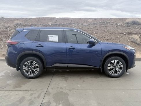 Certified 2023 Nissan Rogue SV image 5