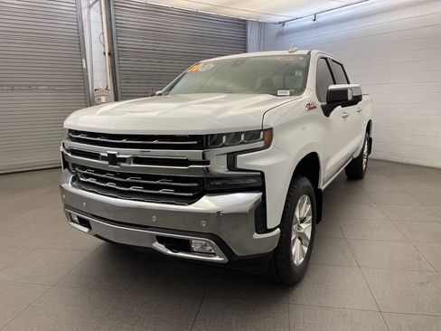 Used 2020 Chevrolet Silverado 1500 LTZ w/ LTZ Premium Package image 10