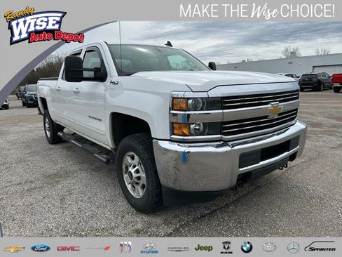 Used 2015 Chevrolet Silverado 2500 LT image 1