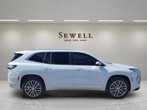 New 2026 Buick Enclave Avenir w/ Super Cruise Package image 6