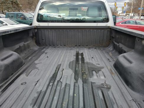 Used 2011 Ford F250 XL w/ PWR Equipment Group image 4