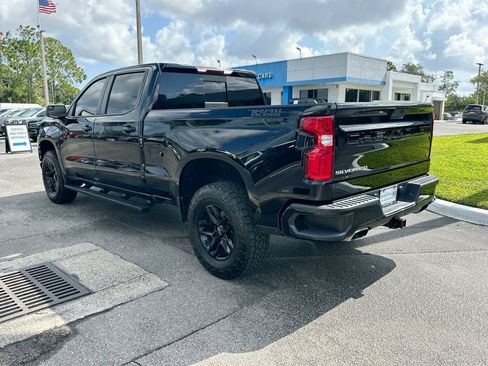 Used 2021 Chevrolet Silverado 1500 LT Trail Boss w/ Convenience Package II AWD/4WD image 7