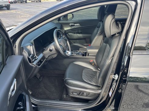 Used 2023 Kia Sportage X-Line image 9
