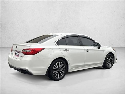 Used 2019 Subaru Legacy 2.5i Premium image 5