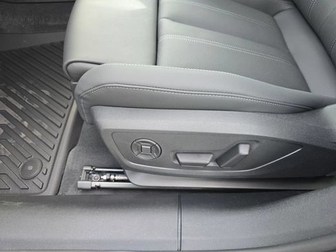 New 2026 Audi A6 Premium Plus AWD/4WD image 17