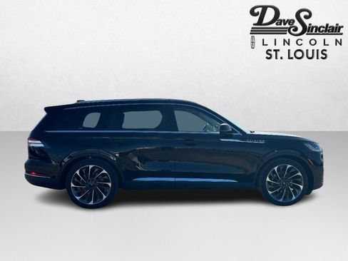 New 2026 Lincoln Aviator Reserve AWD/4WD image 4