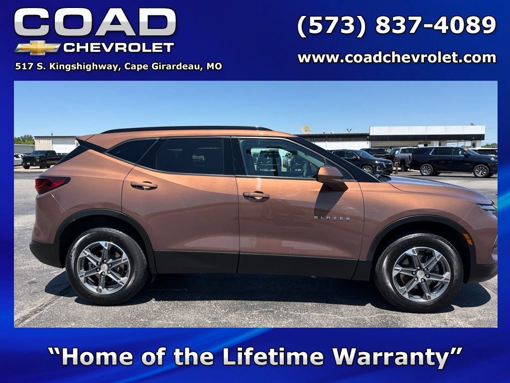Used 2024 Chevrolet Blazer LT w/ Convenience Package FWD image 1