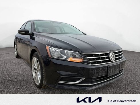 Used 2019 Volkswagen Passat 2.0T Wolfsburg image 7
