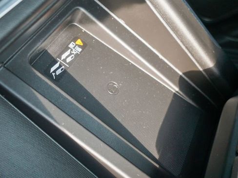 Used 2023 GMC Sierra 3500 Denali w/ Denali Ultimate Package image 31