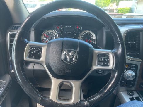 Used 2018 RAM 1500 Laramie w/ Convenience Group image 21