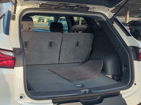 Used 2021 Chevrolet Blazer LT image 18