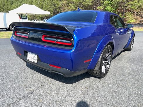 Used 2019 Dodge Challenger SRT Hellcat w/ Widebody Package RWD image 5