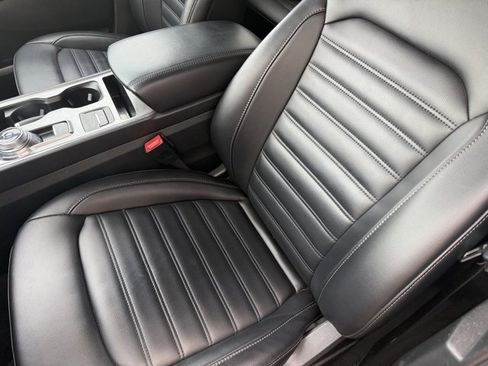 Used 2022 Ford Edge SEL w/ Convenience Package image 17