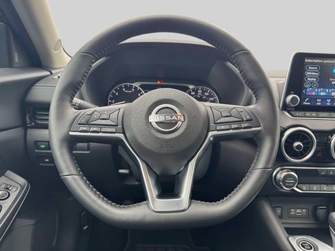 Used 2025 Nissan Sentra SV w/ All-Weather Package FWD image 13