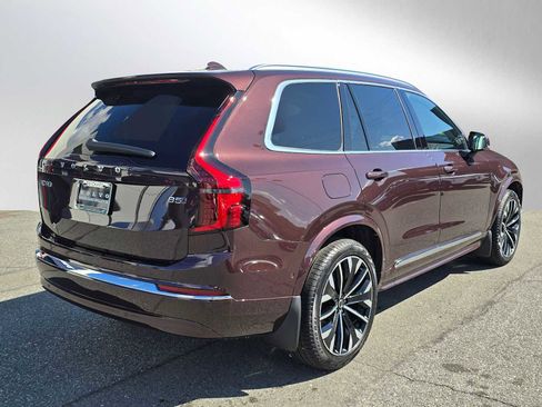 New 2026 Volvo XC90 B5 Plus w/ Protection Package AWD/4WD image 3