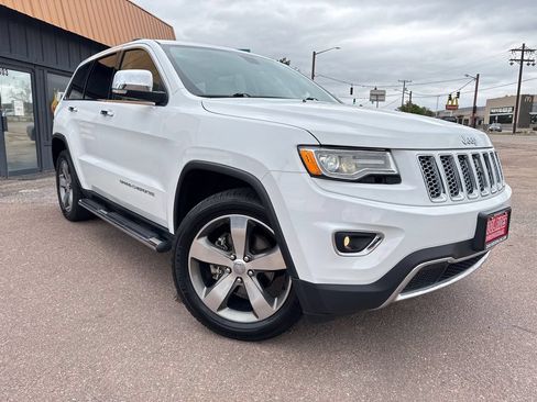 Used 2015 Jeep Grand Cherokee Limited w/ Luxury Group II AWD/4WD image 43