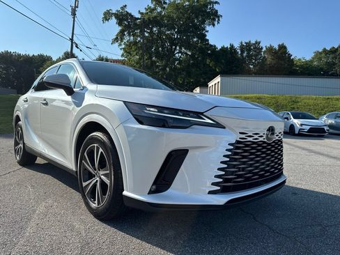 Used 2024 Lexus RX 350 Premium w/ Accessory Package (Z1) AWD/4WD image 7