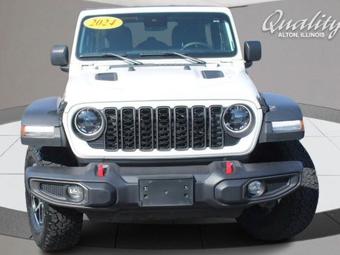 Used 2024 Jeep Wrangler Unlimited Rubicon image 11