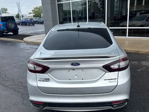 Used 2016 Ford Fusion Titanium FWD image 5