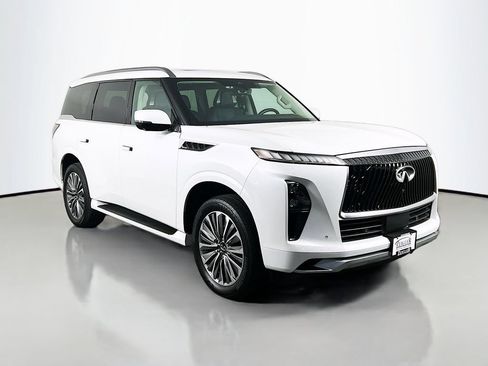 Used 2025 INFINITI QX80 Sensory AWD/4WD image 3