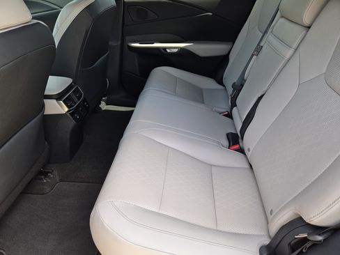 Used 2023 Lexus RX 350 Premium Plus w/ Cold Area Package FWD image 27