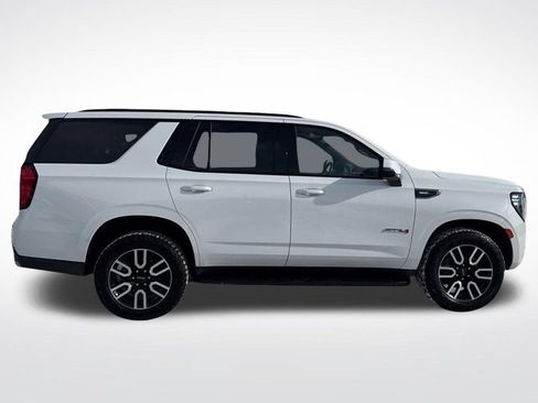 Used 2024 GMC Yukon AT4 AWD/4WD image 18