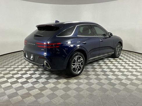 Used 2023 Genesis GV70 2.5T w/ Advanced Package image 4