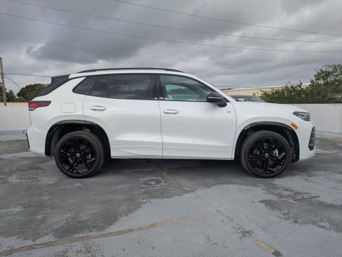 New 2026 Volkswagen Tiguan SE R-Line AWD/4WD image 3