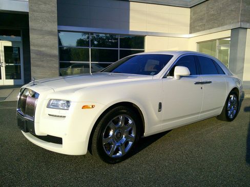 Used 2013 Rolls-Royce Ghost RWD image 15