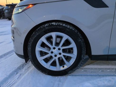 Used 2024 Land Rover Range Rover Sport SE image 13