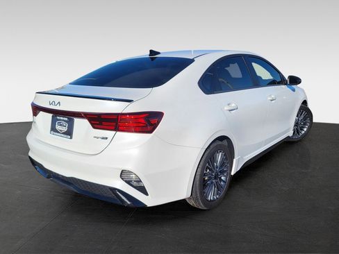 Used 2023 Kia Forte GT-Line w/ GT-Line Premium Package image 3