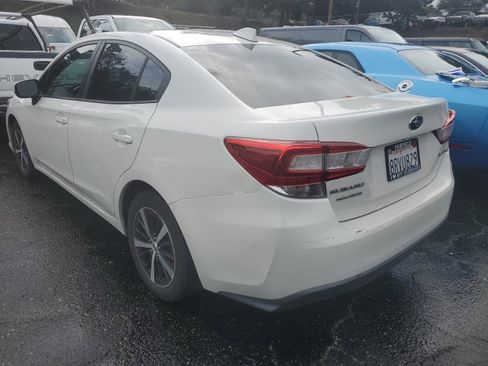 Used 2020 Subaru Impreza Premium image 3
