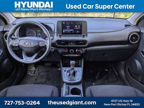 Used 2023 Hyundai Kona SEL w/ Winter Weather Package image 16