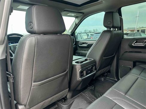 Used 2024 Chevrolet Silverado 1500 LTZ w/ LTZ Premium Texas Edition image 17