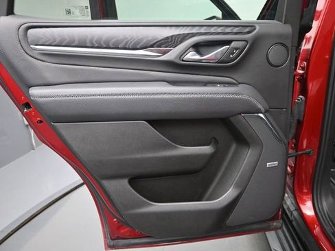 Used 2023 GMC Yukon Denali image 14