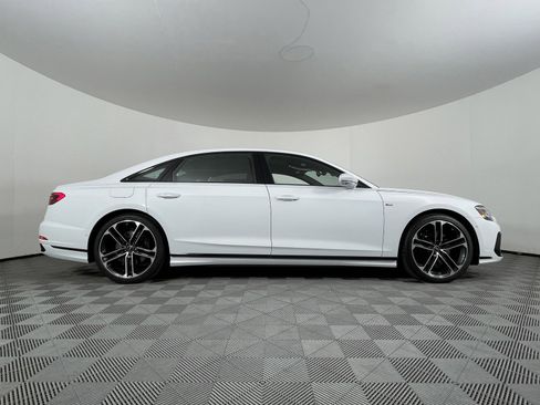 New 2025 Audi A8 L 3.0T image 18