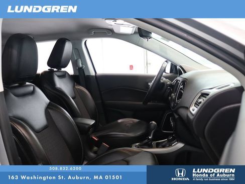 Used 2018 Jeep Compass Latitude AWD/4WD image 15