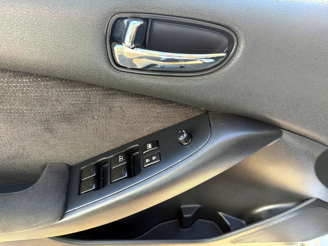 Used 2012 Nissan Altima 2.5 S FWD image 12