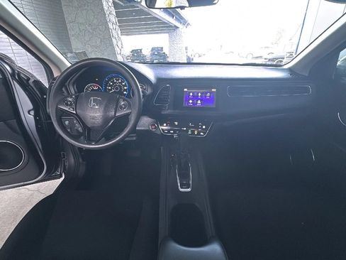 Used 2016 Honda HR-V EX image 12