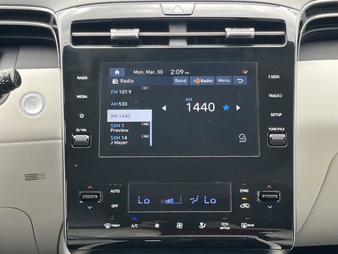 Used 2023 Hyundai Tucson SEL w/ Convenience Package image 3