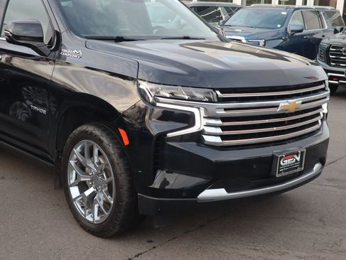 Used 2023 Chevrolet Tahoe High Country image 2