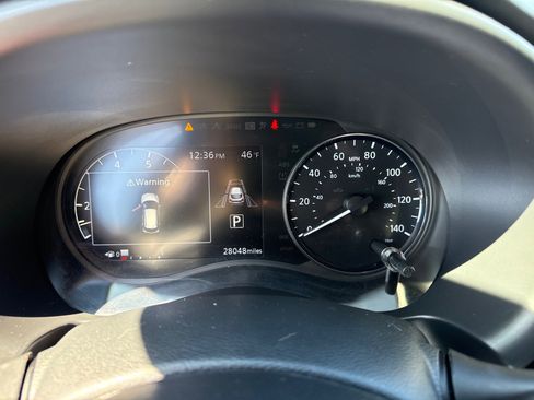 Used 2024 Nissan Kicks SR image 27