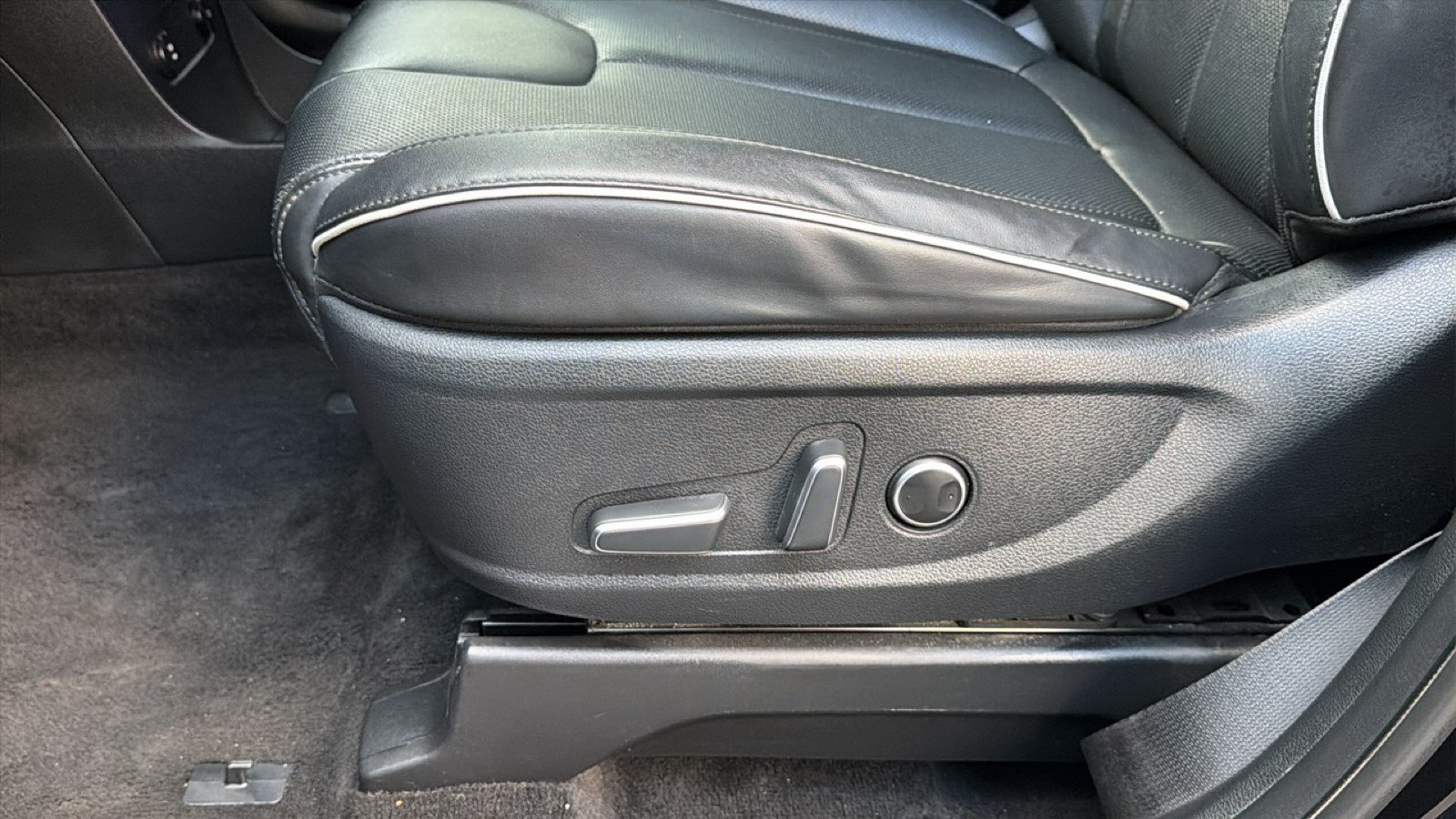 Used 2023 Hyundai Palisade SEL w/ Cargo Package FWD image 13