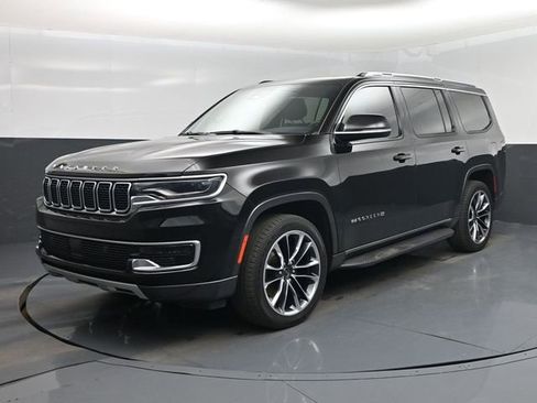 Used 2022 Jeep Wagoneer Series II w/ Premium Group I AWD/4WD image 22