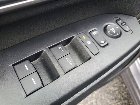 Certified 2022 Honda CR-V EX image 10