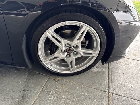 Used 2021 Chevrolet Corvette Stingray Convertible w/ 1LT image 12