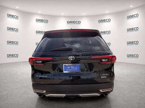 Used 2024 Toyota Grand Highlander AWD Hybrid image 6